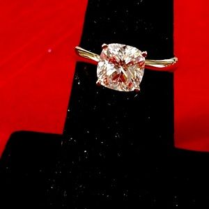 Show stopping moissanite ring. 14k gold